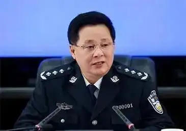 公安局长刘乐国,7个一等功!面善心狠,私藏弹药,放高利贷_网易订阅