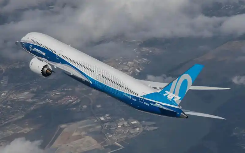 最大梦想飞机波音787-10首飞(2017)