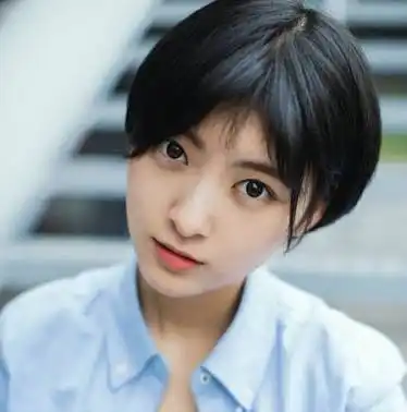 灵动活泼女生扎发发型适合可爱靓丽的女学生发型