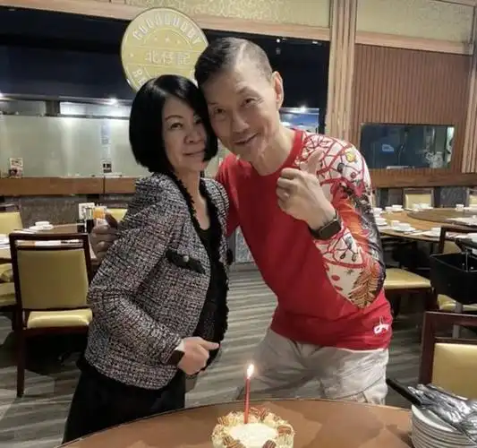 回顾:20位香港老牌男星现状,有人93岁还没结婚,有人已四婚四离