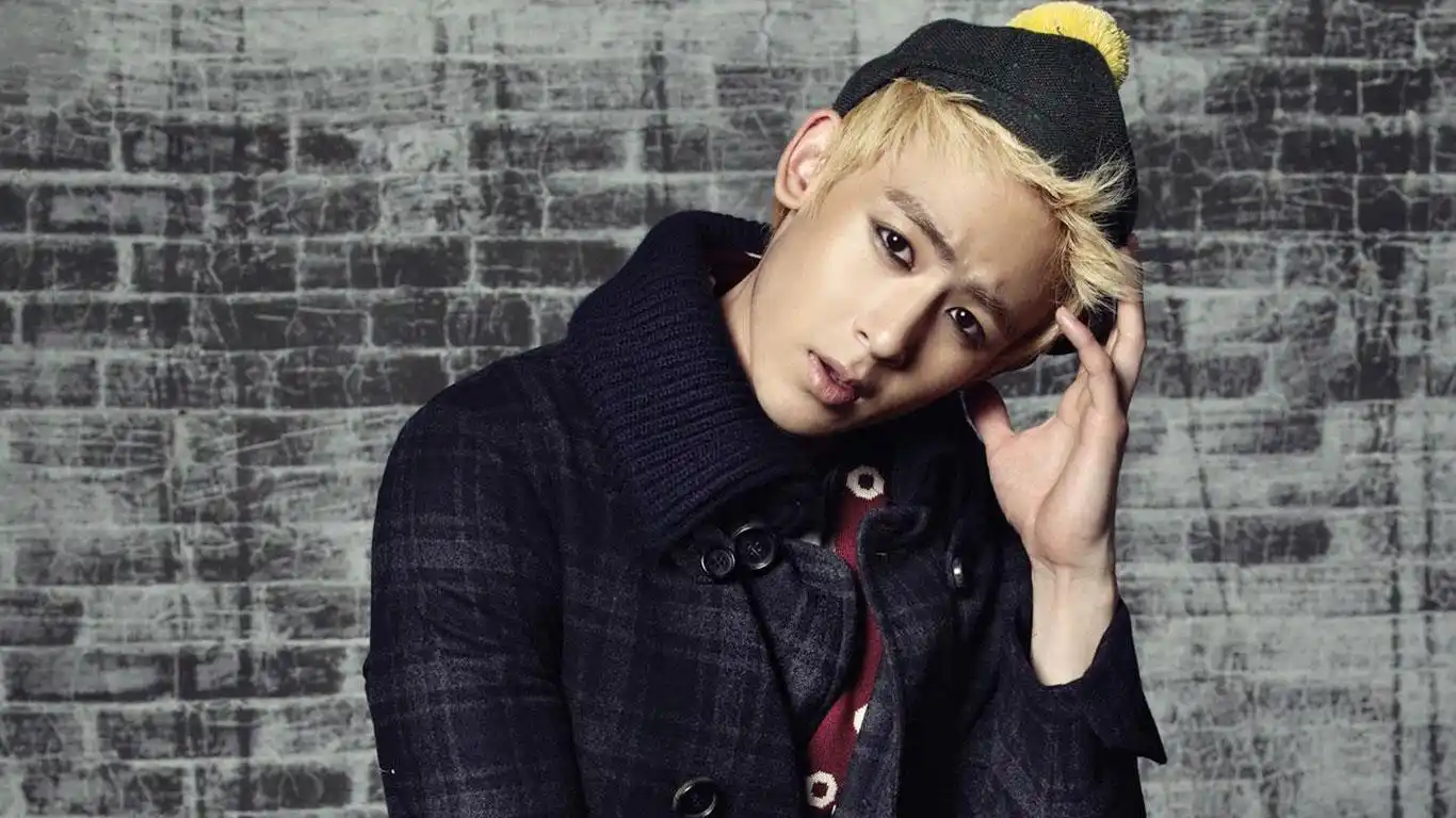 尼坤帅气写真1366 768电脑桌面壁纸