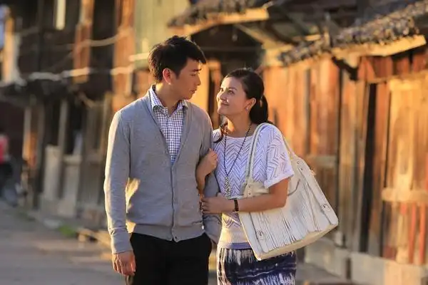 电视剧 大陆电视剧 完美丈夫 影迷点评:   轻罗小扇扑流萤 说:喜欢