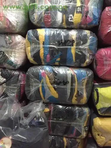 外贸春夏尾单服装3元起,便宜男女装童装批发