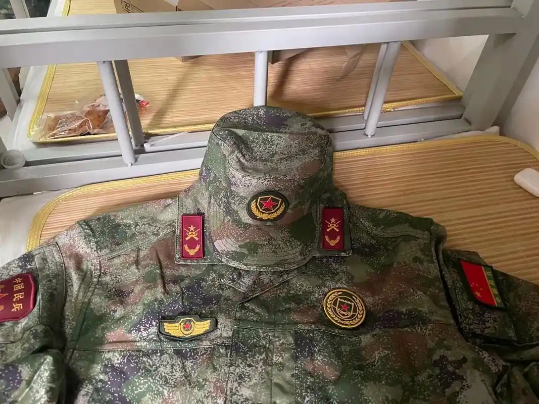 运气爆棚,刚遇上换装,穿一次,我就退役了98#中国民兵 - 抖音