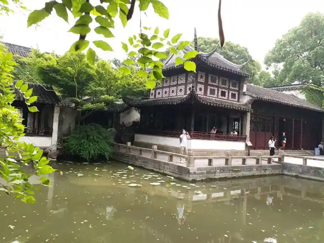 留园一景:明瑟楼