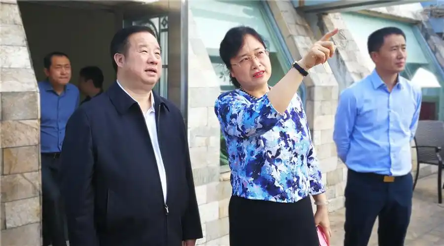 傅军一行赴深圳盐田区考察,并与盐田区主要领导就新华联南方总部落户