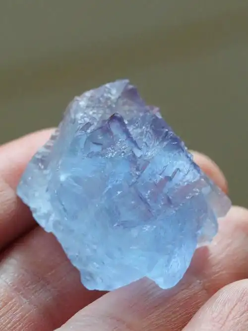 30r天然蓝紫色萤石原石矿物标本矿石重32