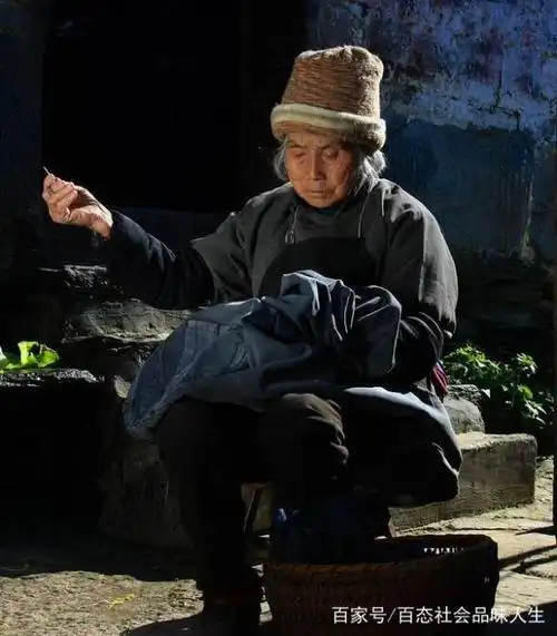 感恩母亲:老母亲别样的爱,感动子女的心