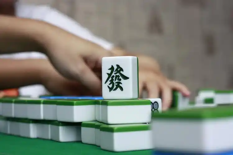 打牌前怎么做旺手气 打牌一直输有什么预兆