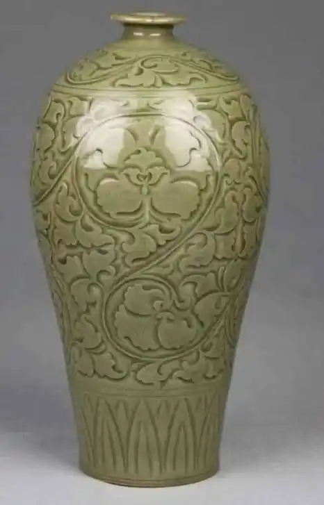 赏瓷:耀州窑青釉刻花牡丹纹梅瓶_瓷器_中国_艺术