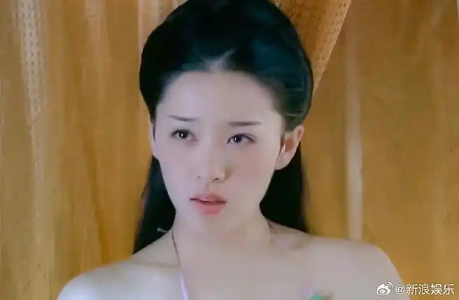 旧爱浪#2011年《新还珠格格》,阚清子饰演欣荣.