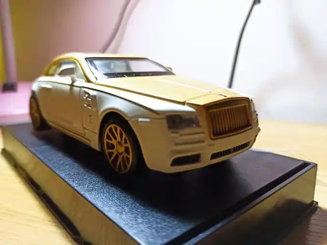 24k纯金打造奢华劳斯莱斯魅影999黄金棕榈限量特别版 - 美篇