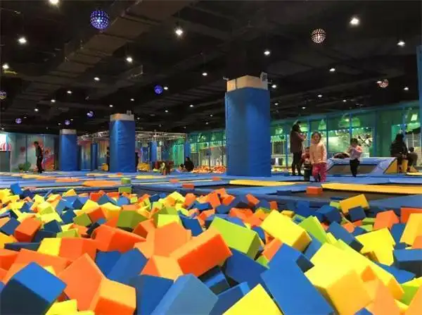 年轻人玩的室内娱乐项目,室内游乐场成人游玩项目