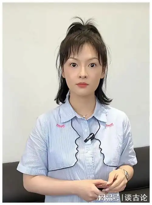 33岁湛江演员郑钤丹灵气全无身材走样网友不愧是八姑女儿