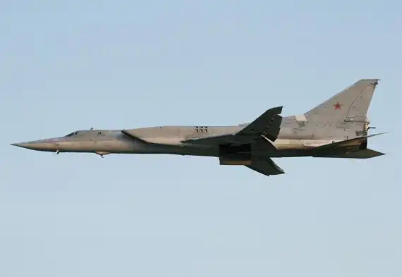 图文俄空军图22战略轰炸机飞行