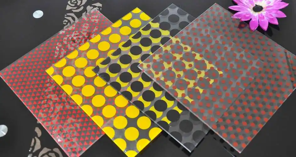 长沙彩釉玻璃的特点