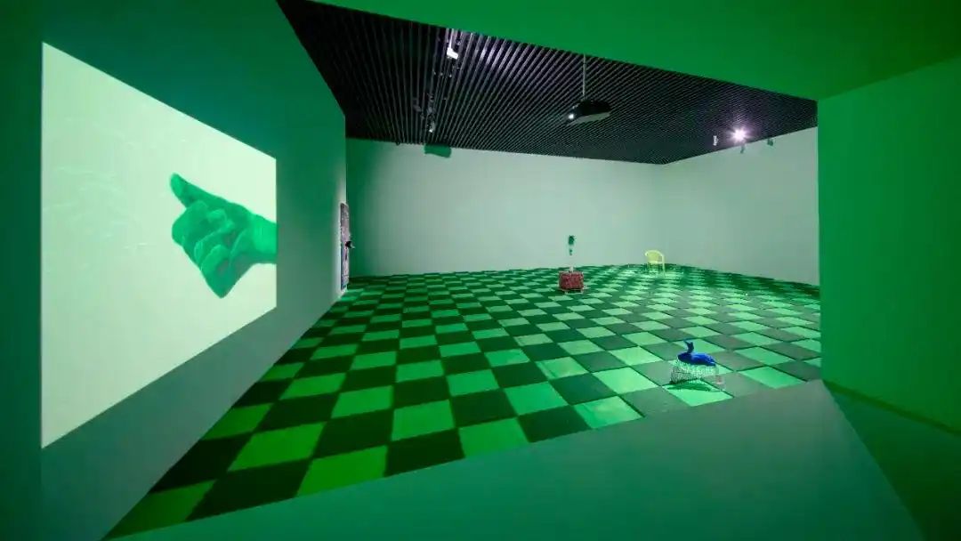 上海宝龙美术馆馆长王晓松:跟着雕塑来"旅行"