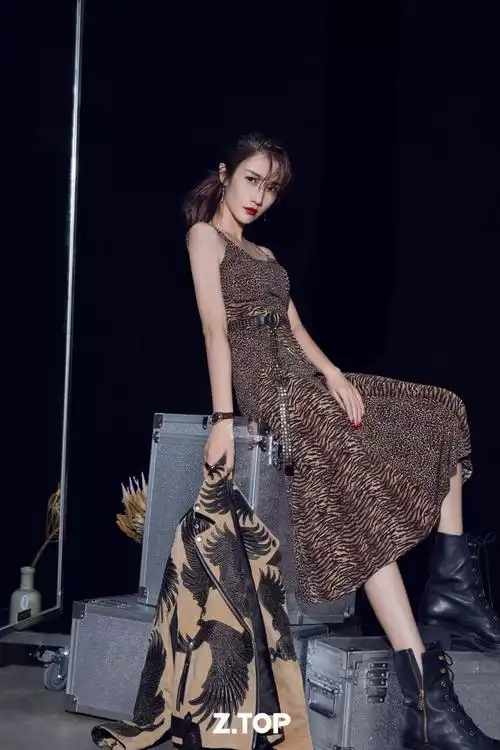 ztop王黎雯开朗豁达笑对生活以诚相待时间不负有心人一切刚好