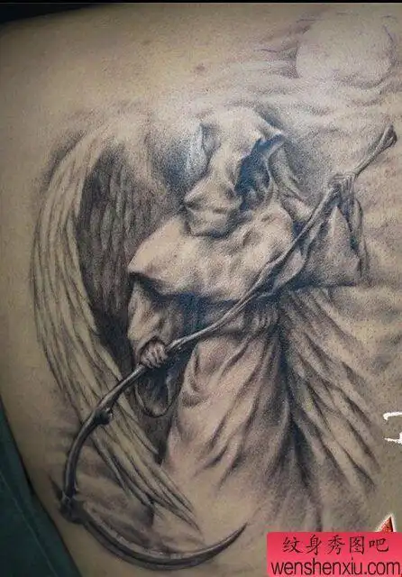 背部死神文身作品