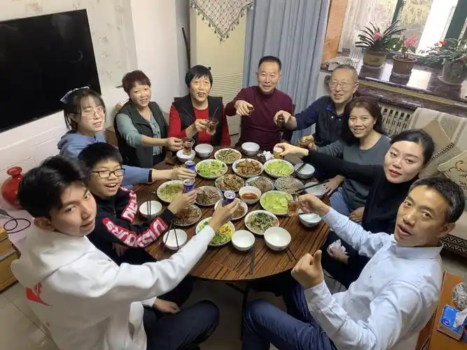 初一上午家庭聚会