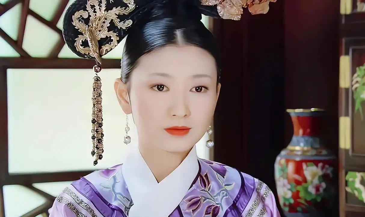 6738岁斓曦:曾扮演的"沈眉庄"很出圈,如今2度饰演婆婆_鞠婧祎_角色