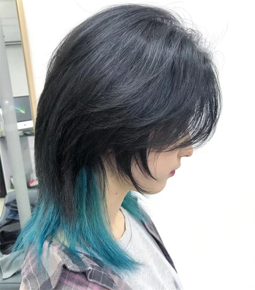 女生狼尾鲻鱼头 最新流行发型元素_时尚发型 - 美发站