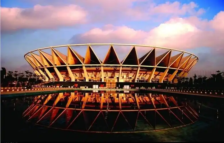 佛山世纪莲体育馆