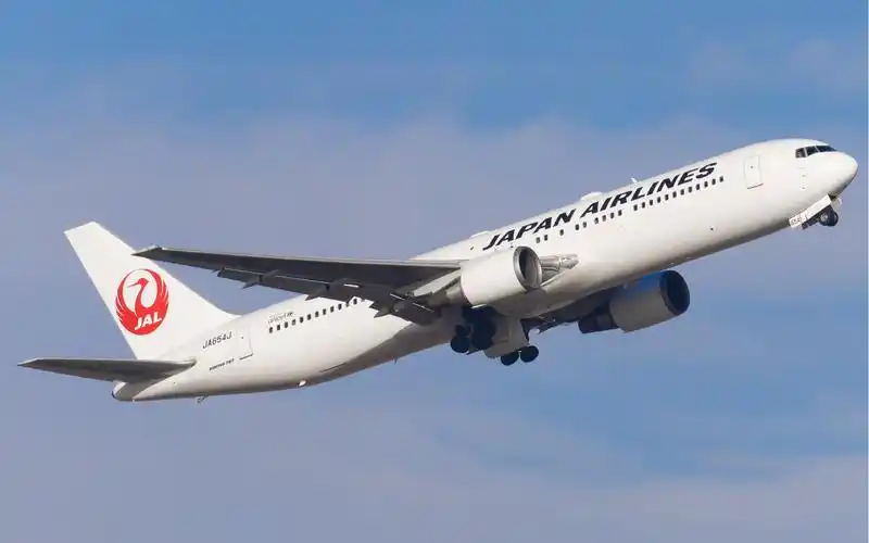 日本航空767-300 天津滨海国际机场16r起飞