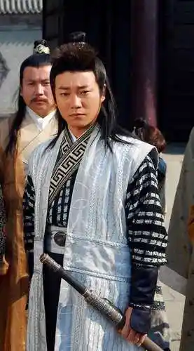 李博《侠隐记》受牵制 焦恩俊做师兄有压力