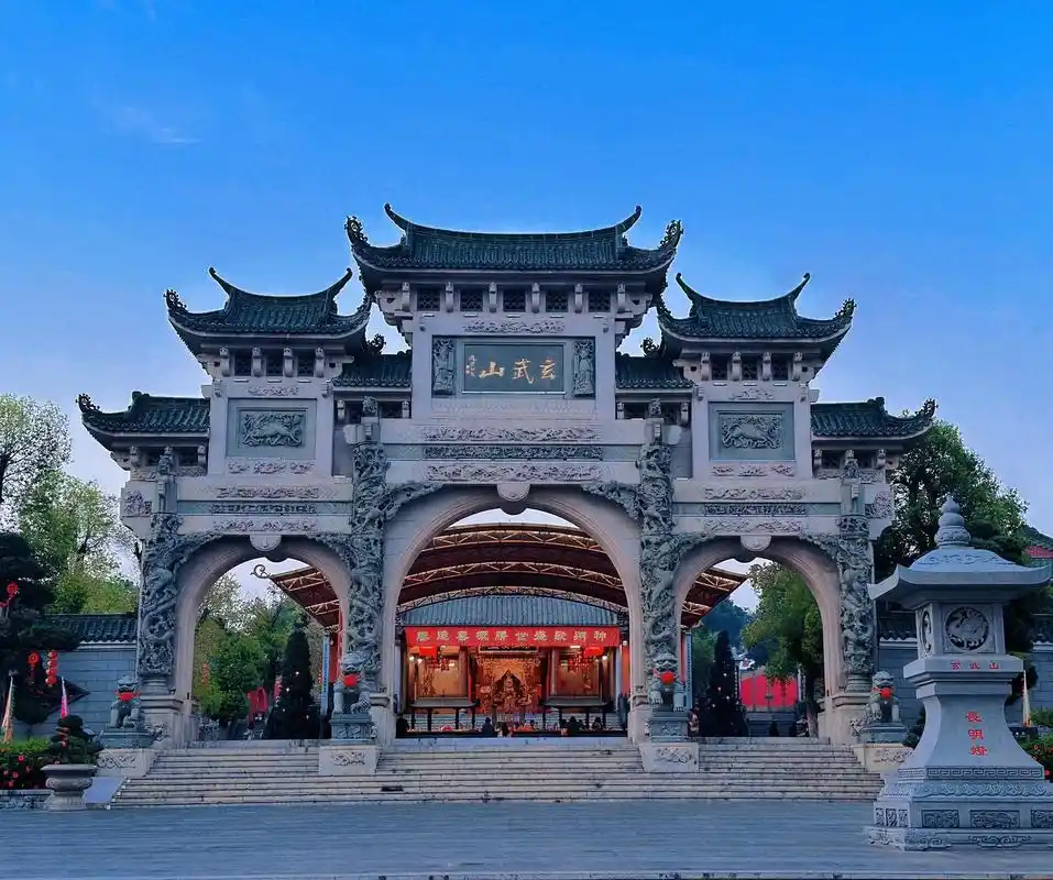 汕尾|玄武山99.每年都要来次玄武山吧!佛祖庇佑,有求必应 - 抖音