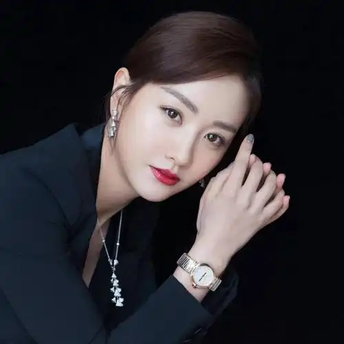 云南明星有哪些人(盘点温婉动人的10位云南籍女星)-临渡百科