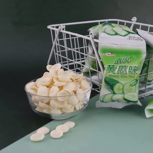清爽黄瓜薯片小包包装整箱膨化食品休闲零食办公室膨化食品