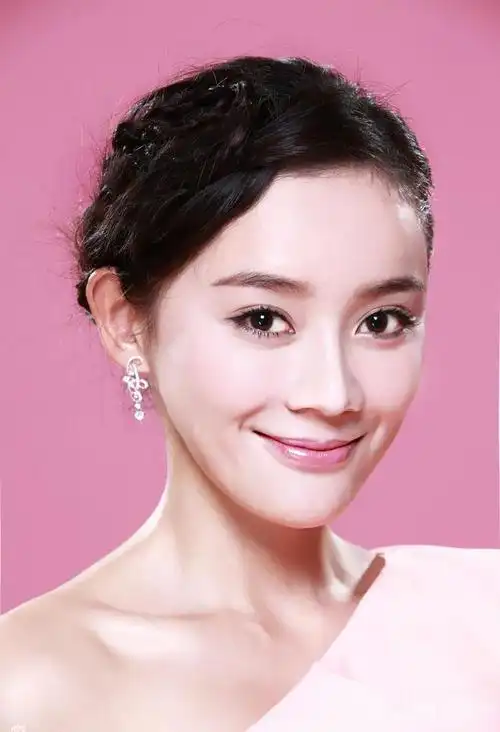 袁姗姗早期写真图片 纯真似清水芙蓉