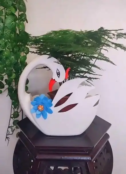 洗衣液瓶制作漂亮的天鹅花盆教程(一),画图案详细教程,适合初学着制作