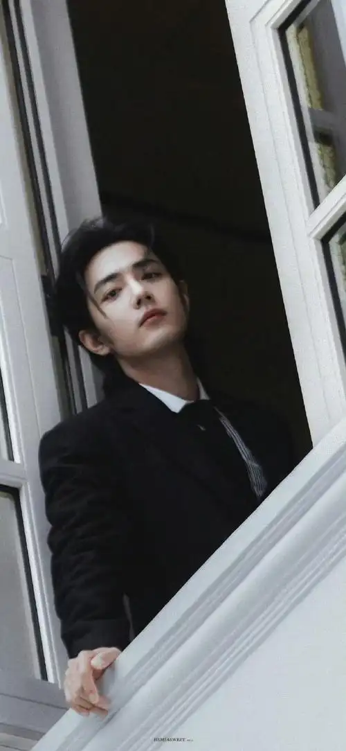 肖战黑西装十五宫格