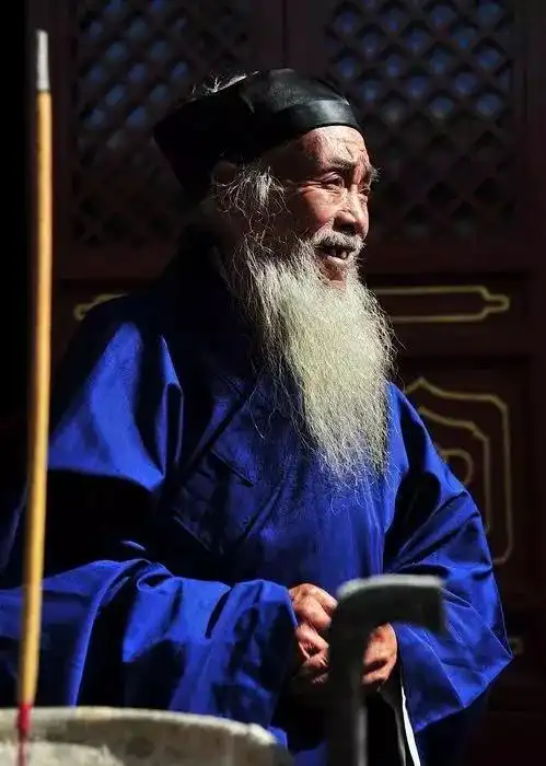 武当山奇遇,300多岁老道长启悟轮回的秘密(2)