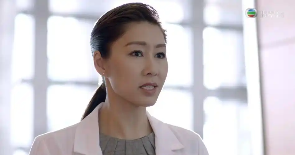 《白色强人2》一线演员多易抢戏?唐诗咏剧透与马国明关系劲伤感