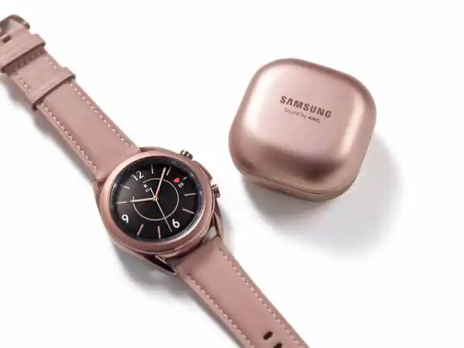 三星发布galaxywatch3可以追踪心电图睡眠和血压