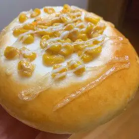 大润发同款玉米粒沙拉小面包(一次发酵,附手揉快速出膜方法)