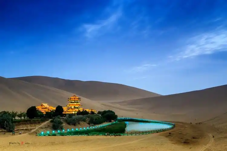 行摄大西北(1)鸣沙山,月牙泉