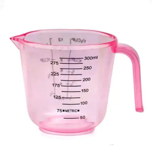 天猫超市智造生活300毫升量杯烘焙带刻度塑料容量杯子随机发