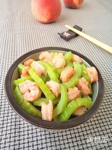 虾仁炒苦瓜