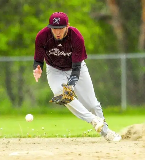 richmond shortstop matt rines fields a bouncing ball during a