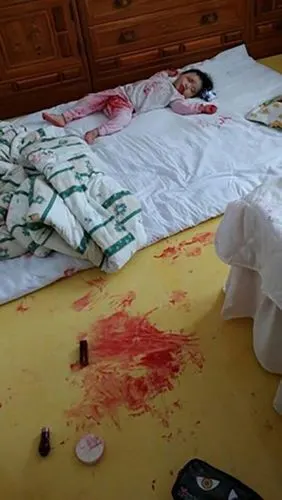 忘不了的瞬间.儿子全身是血躺在地上