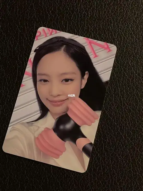 jennie  小卡 美死啦!