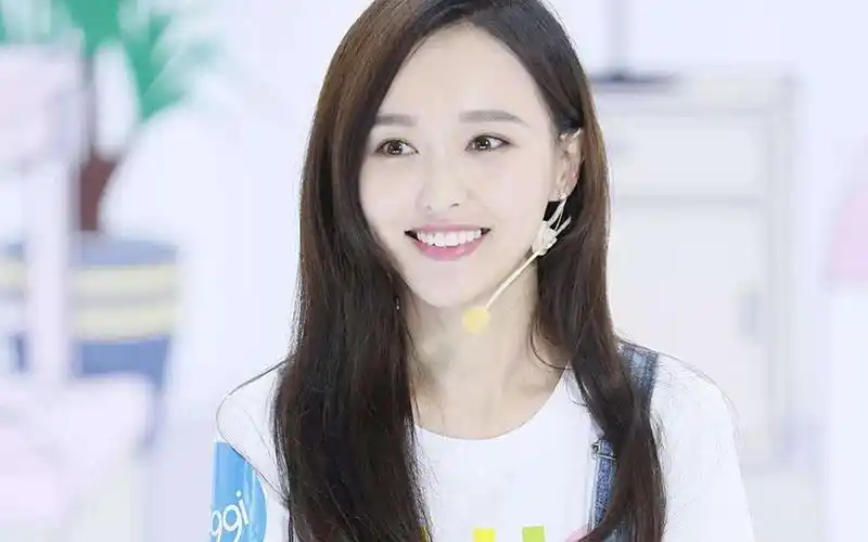 你的微笑够标准吗?什么是微笑曲线