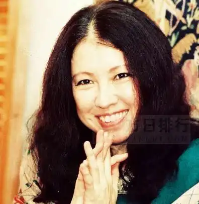 是毕业于中国文化大学的中台湾当代女作家,旅行家,幼年时期的三毛就