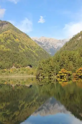 转载自百家号               最近抖音上毕棚沟火了,又勾起了我对