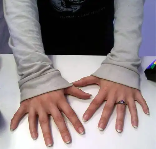 海沙放大300倍,会看到什么?了解你未知的世界