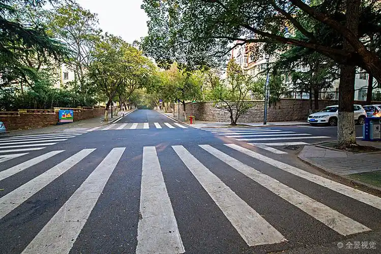 十字路口图片_十字路口高清图片_全景视觉